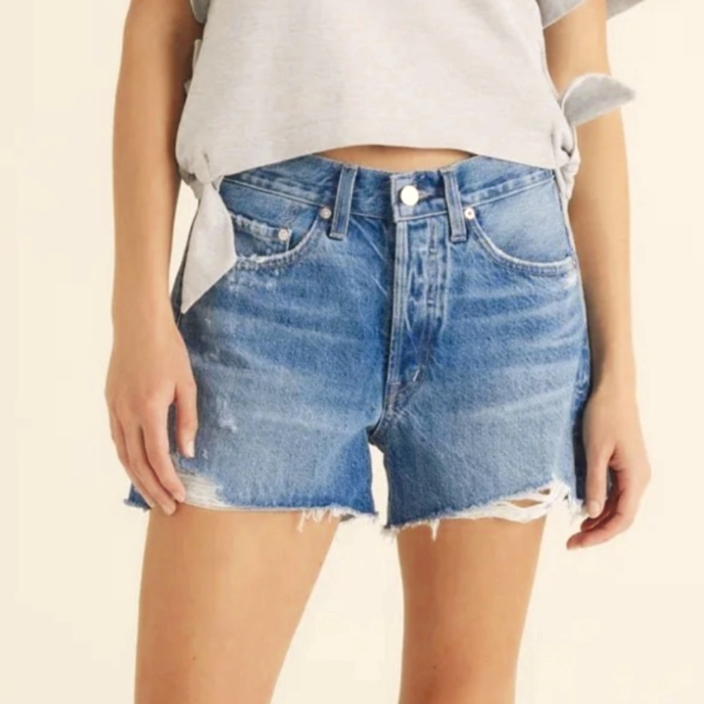 EDWIN Cai Cut Off Short In Distressed Vintage Blue Wash Denim Size 26